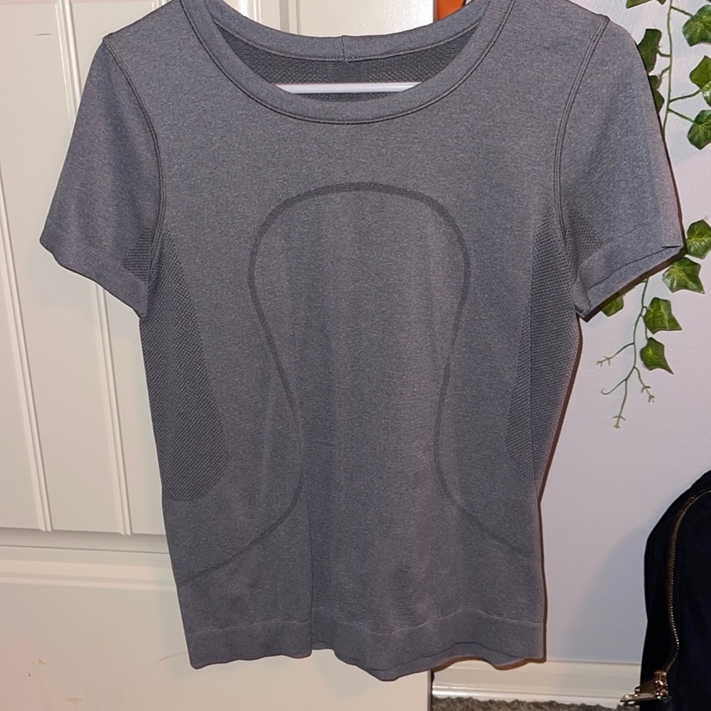 Lululemon Swiftly Tech Shirt, Short Sleeve 2.0
